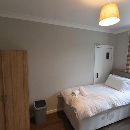 Sighthill 3 Bedrooms With Private Garden Εδιμβούργο Εξωτερικό φωτογραφία