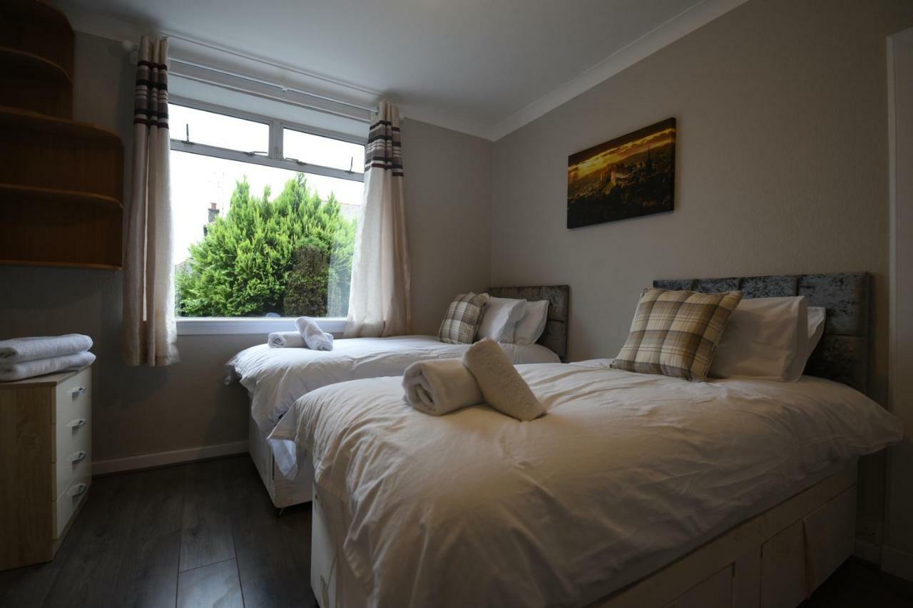 Sighthill 3 Bedrooms With Private Garden Εδιμβούργο Εξωτερικό φωτογραφία